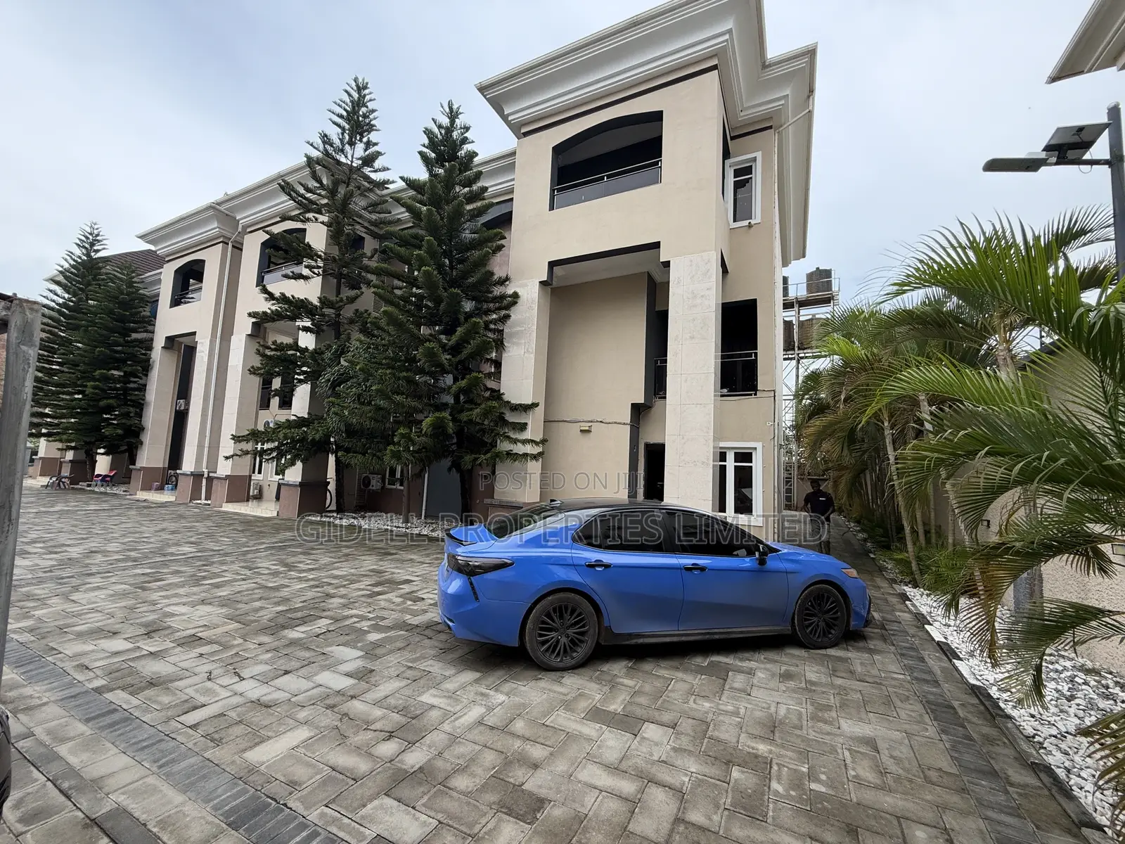 4bdrm Townhouse / Terrace in Guzape District for rent