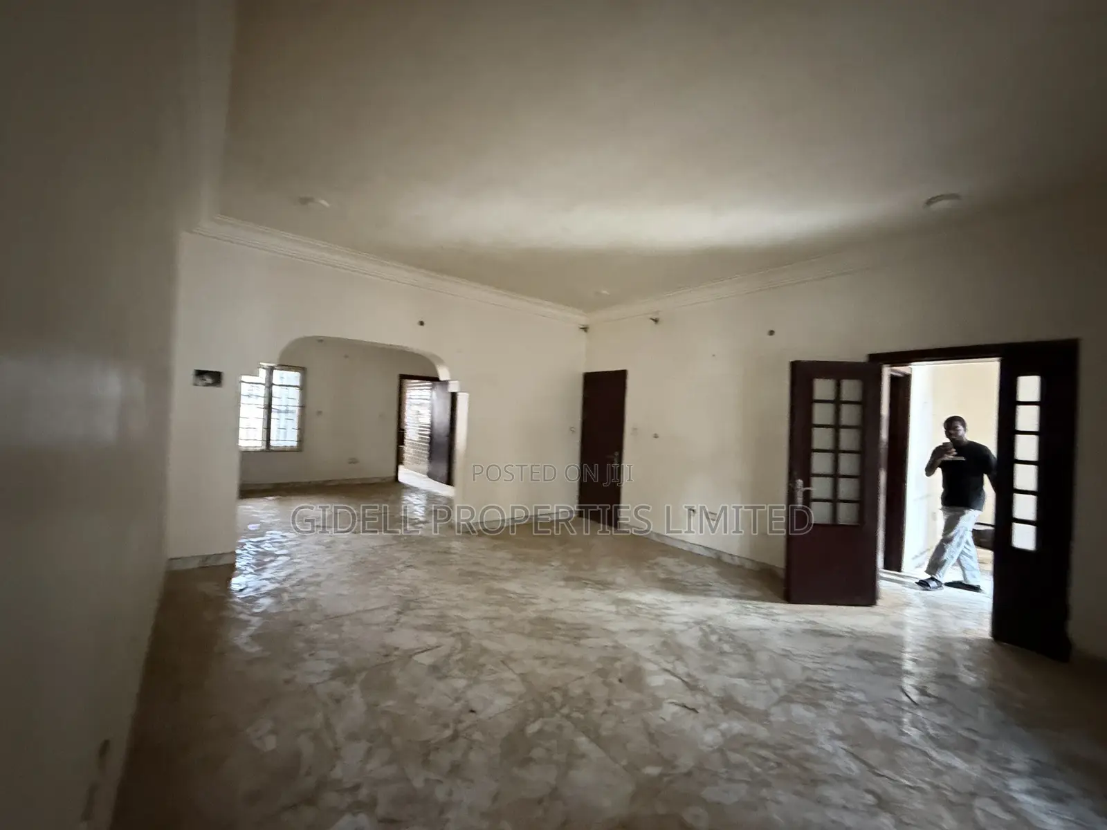 4bdrm Townhouse / Terrace in Guzape District for rent