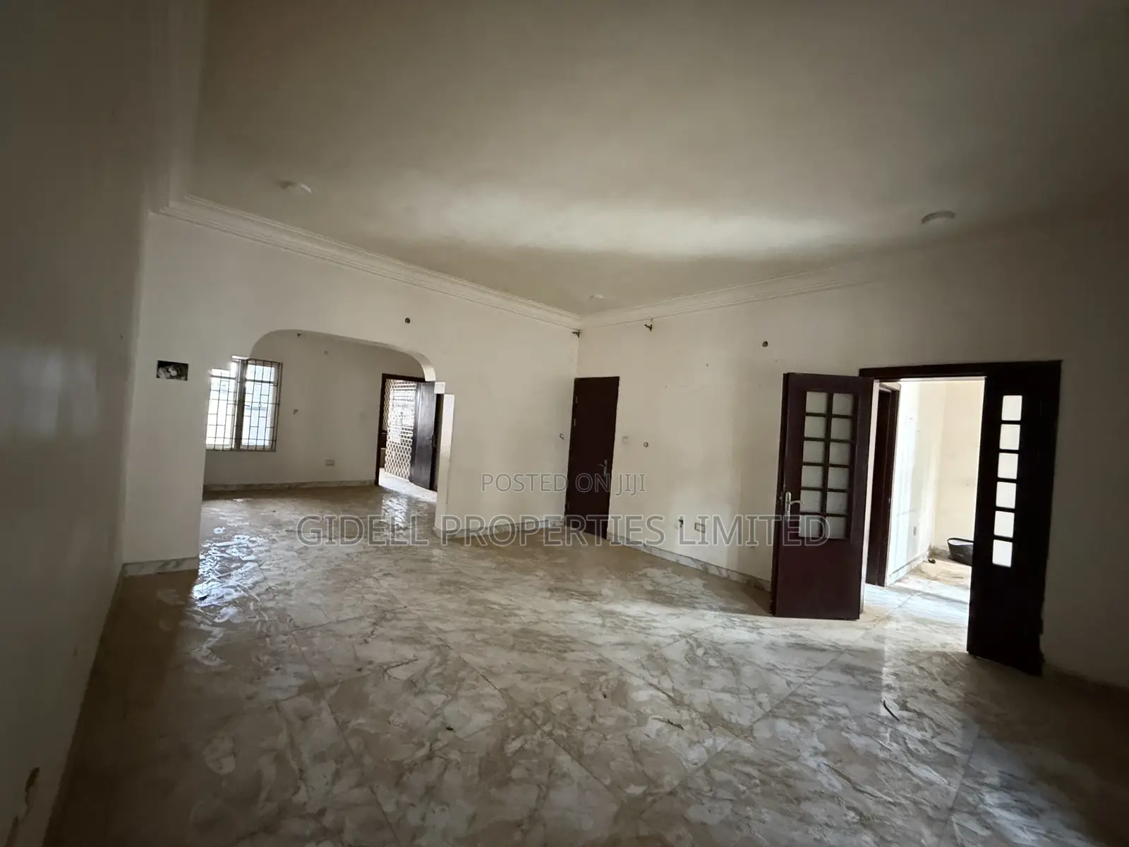 4bdrm Townhouse / Terrace in Guzape District for rent
