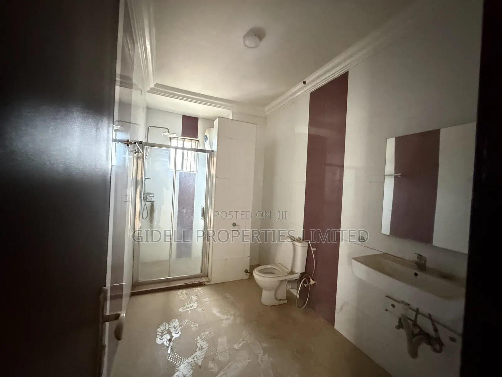 4bdrm Townhouse / Terrace in Guzape District for rent