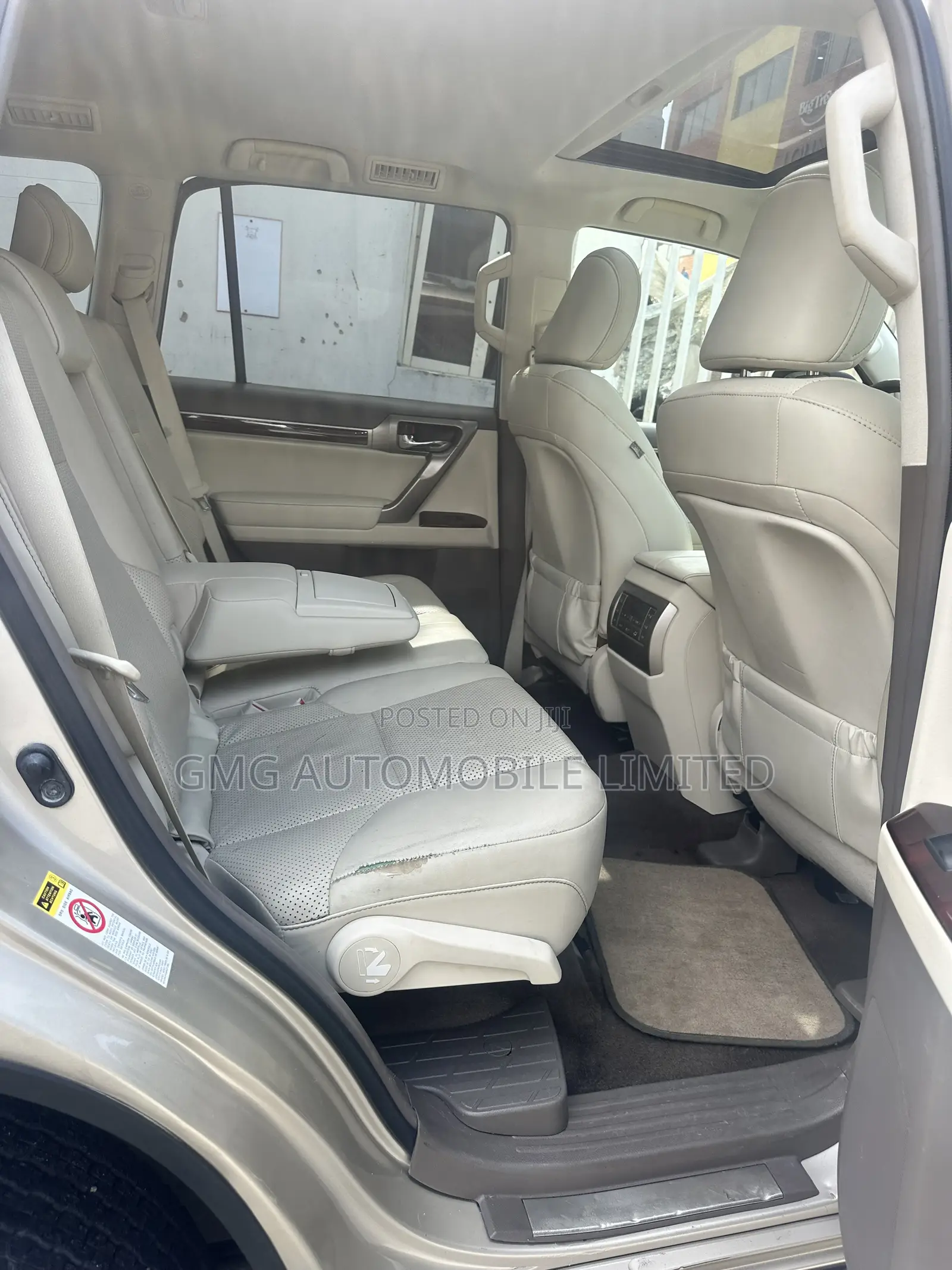 Lexus GX 460 2011 Gold