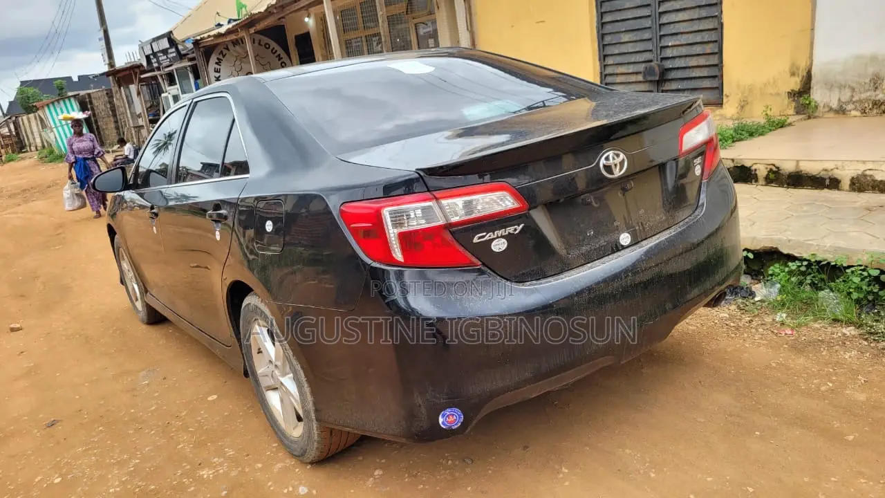 Toyota Camry 2015 Black