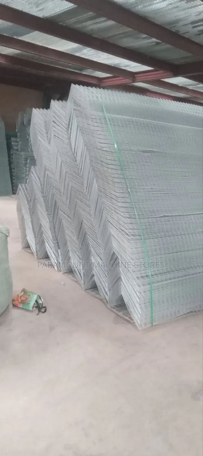 96 Birds Capacity Poultry Cage