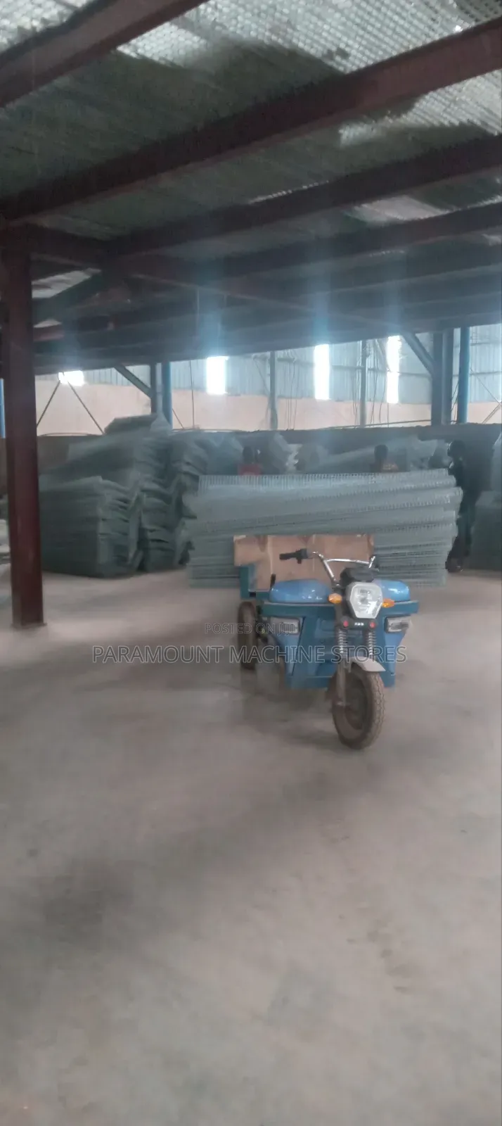 96 Birds Capacity Poultry Cage
