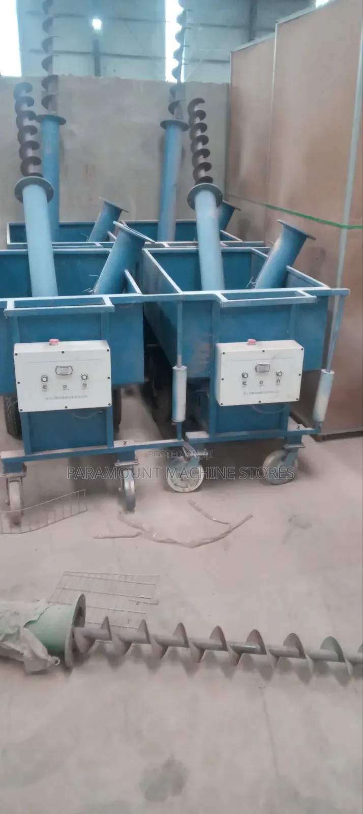 Poultry Feed Trolly (4 Tyre)