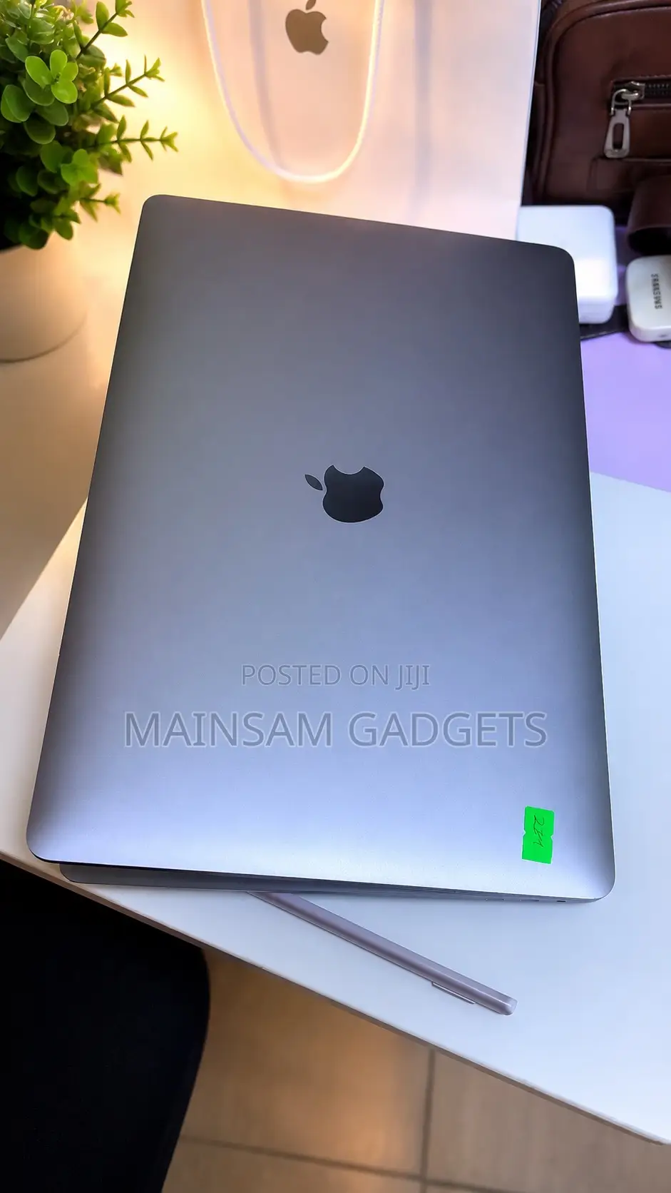 Laptop Apple MacBook Pro 2017 16GB Intel Core i7 SSD 512GB