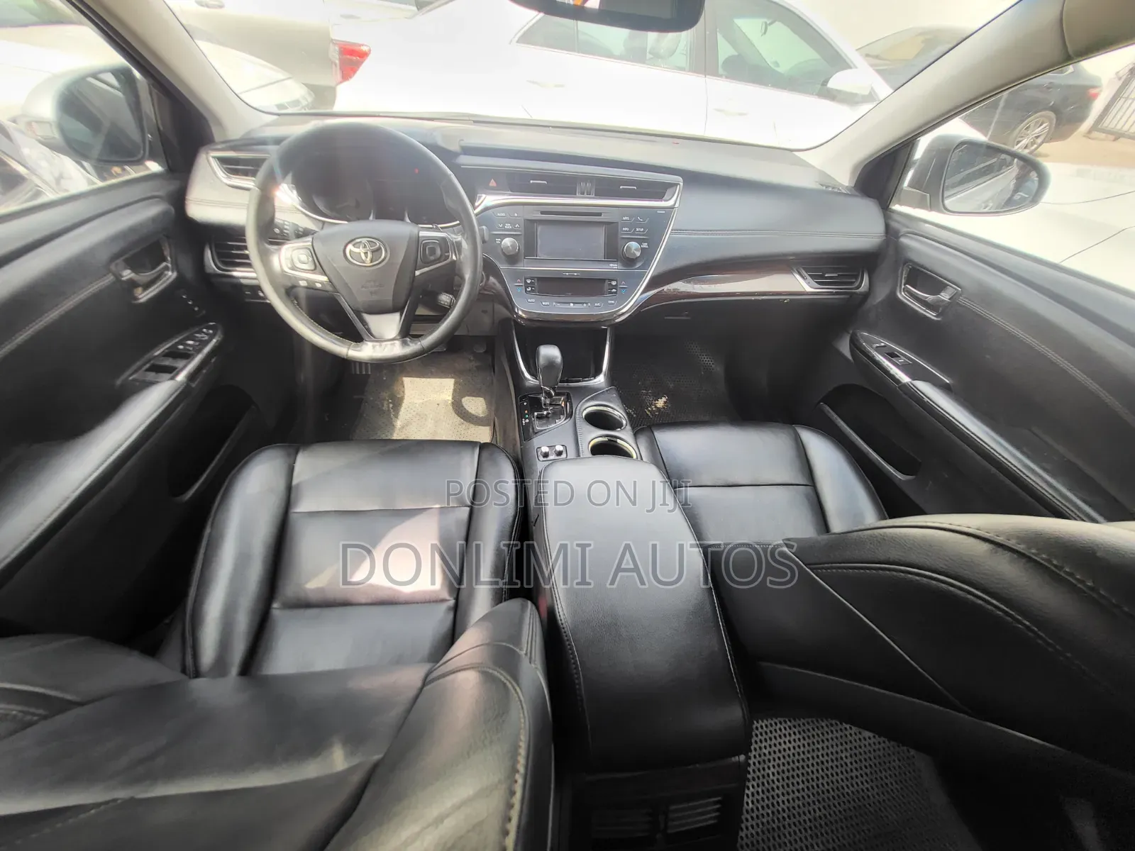 Toyota Avalon XLE Premium 4dr Sedan (3.5L 6cyl 6A) 2014 Silver
