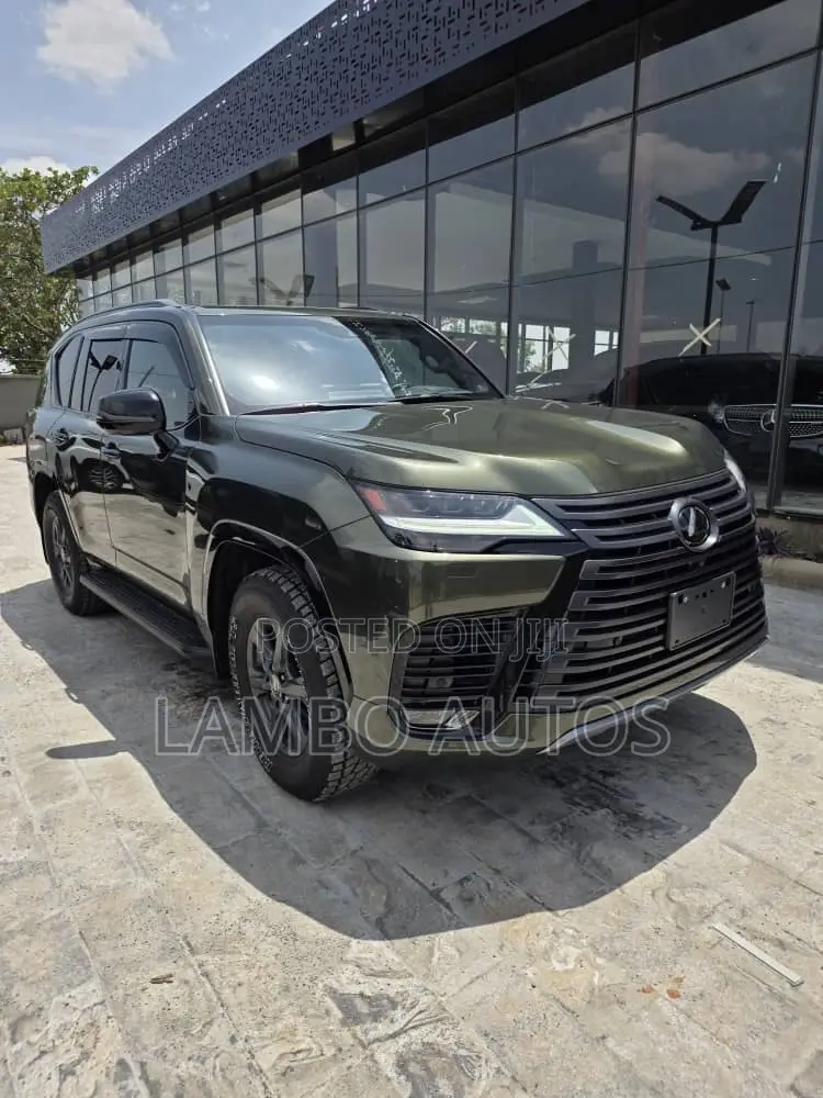 Lexus LX 2025
