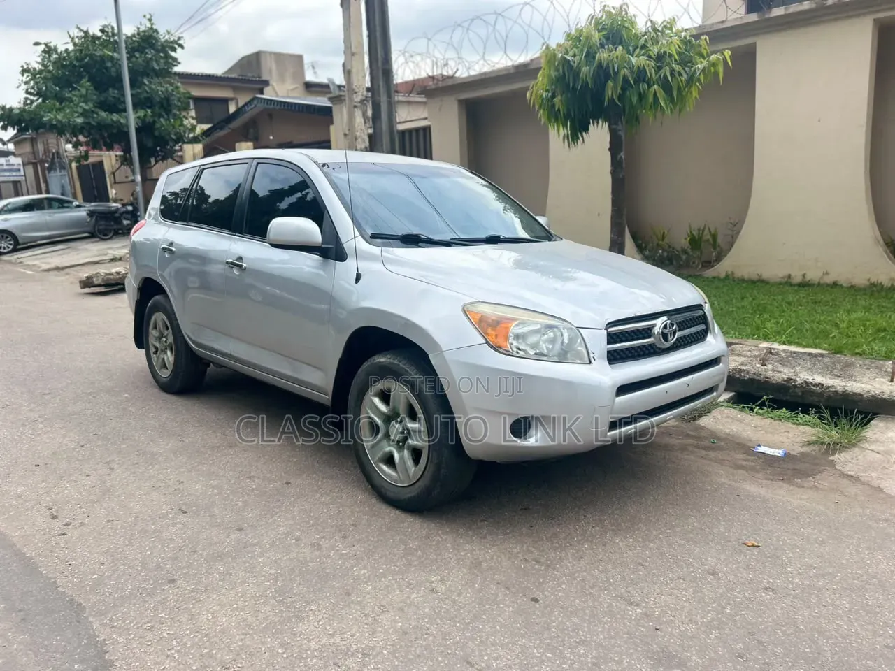 Toyota RAV4 2.5 2010 Silver