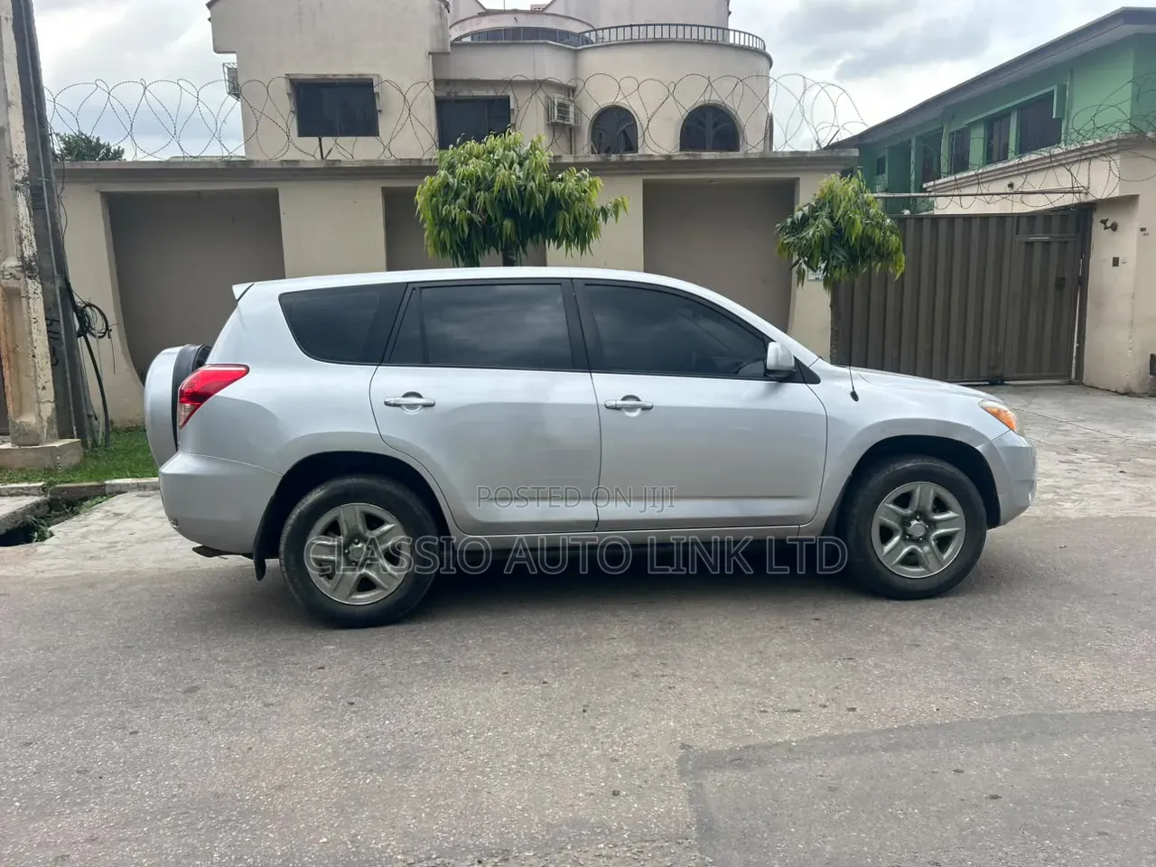 Toyota RAV4 2.5 2010 Silver