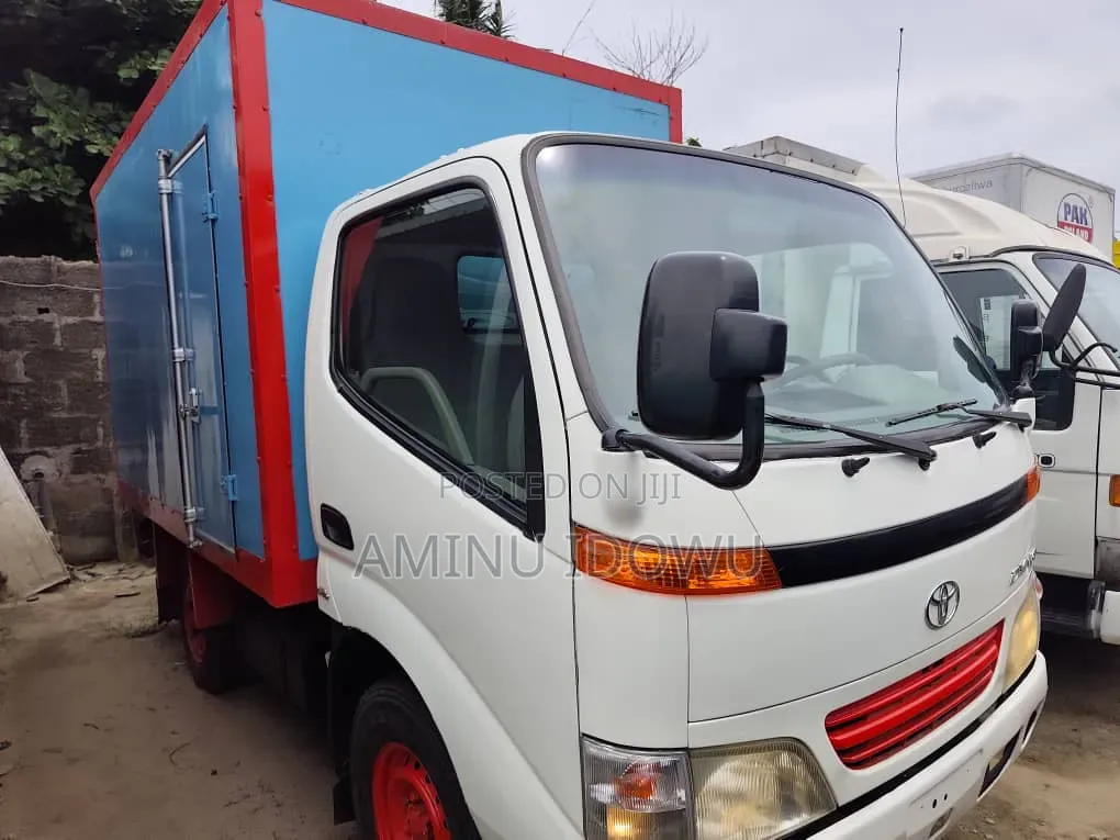 Toyota Dyna Truck