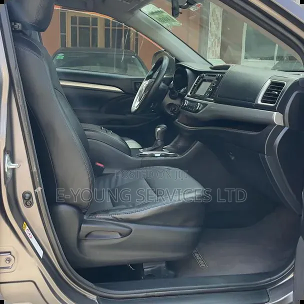 Toyota Highlander 2014 Gray