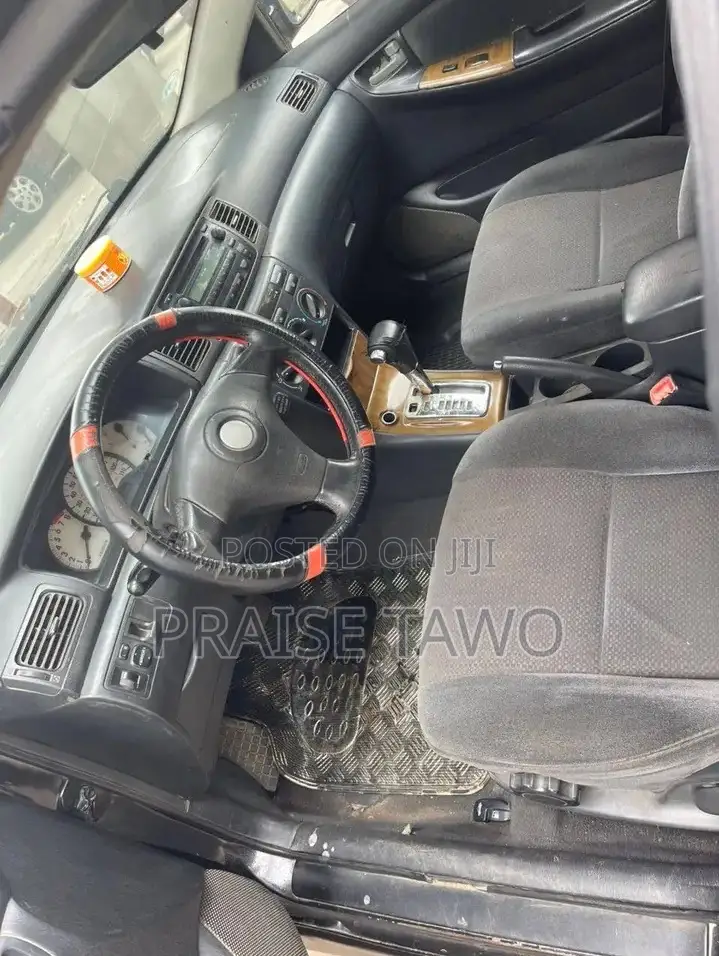 Toyota Corolla 2004 Black