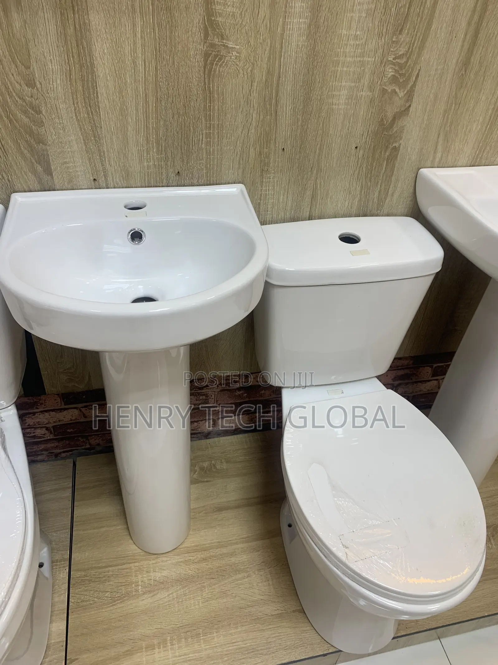 Complete Set of Wc