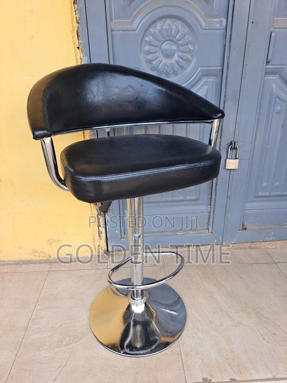 Executive Bar Stool