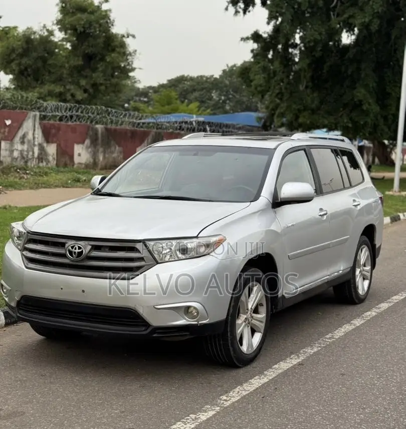 Toyota Highlander 2011 Gray