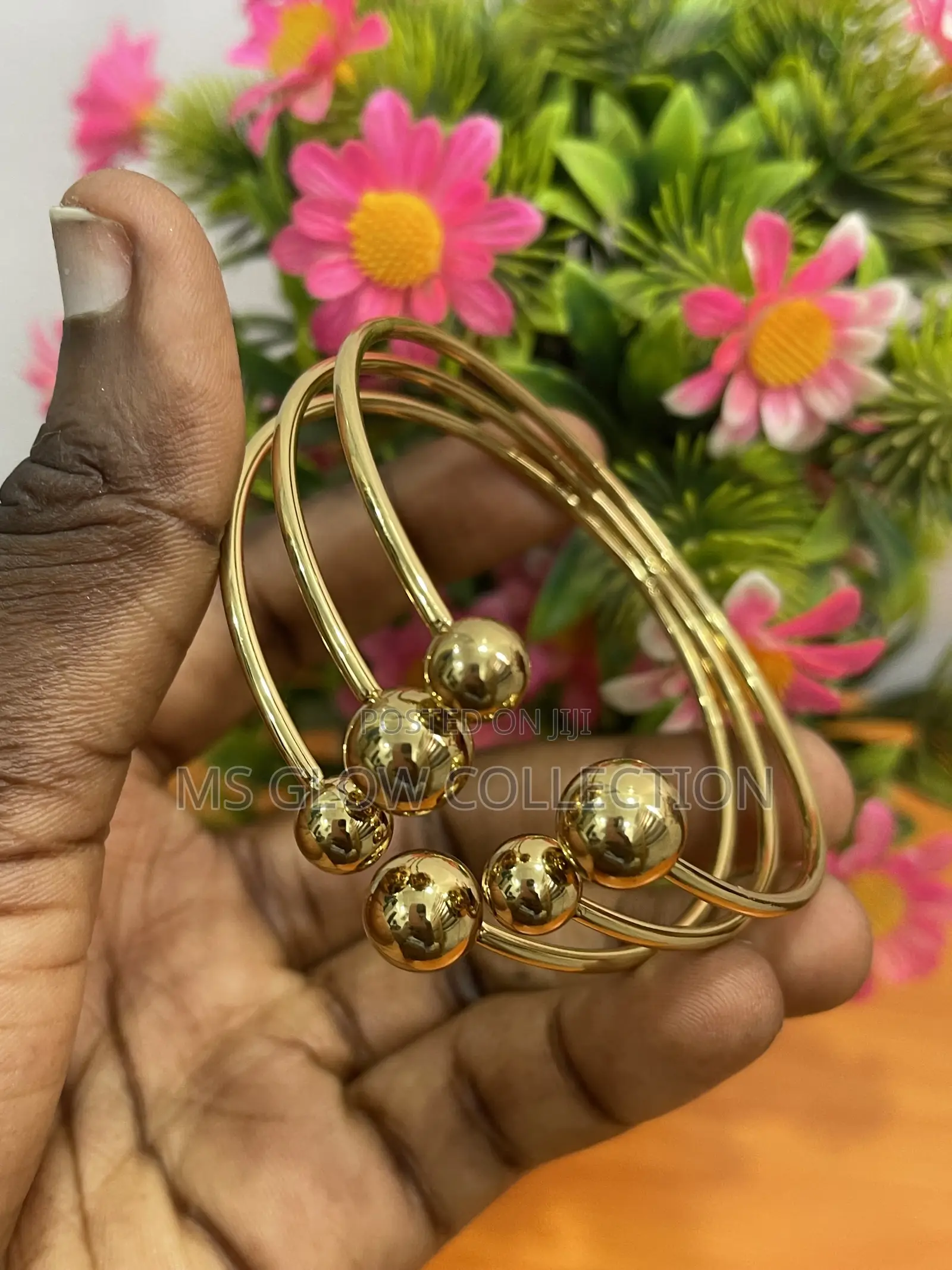Piece Stacking Gold Sphere Open Bangle Bracelet Set