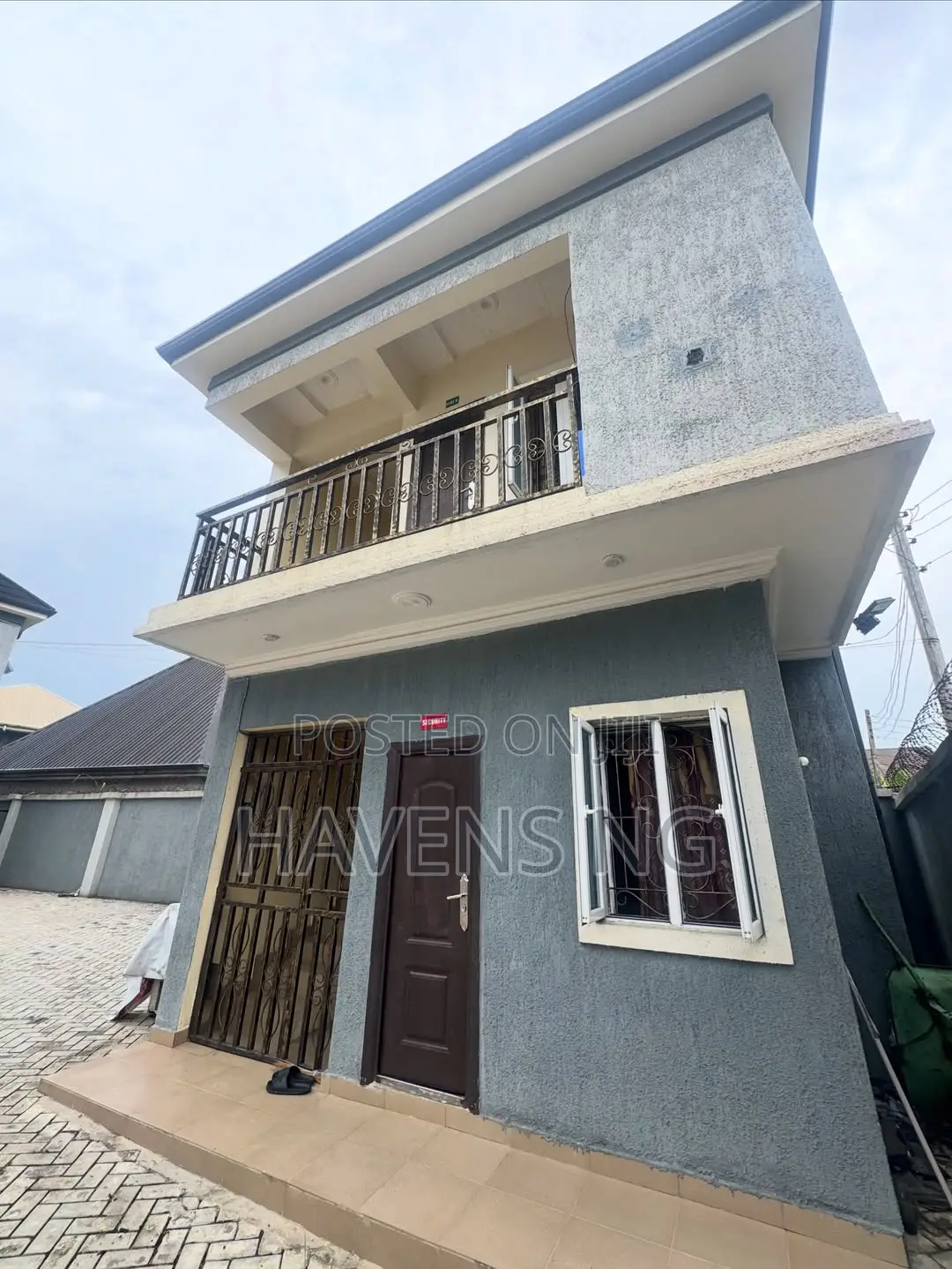 9bdrm Block of Flats in Obio-Akpor for sale