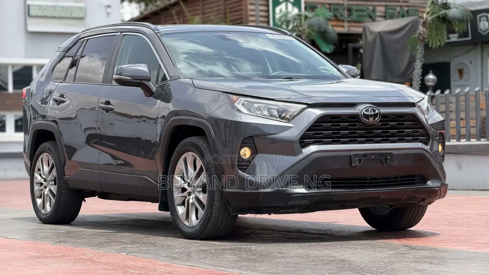 Toyota RAV4 2021 Gray