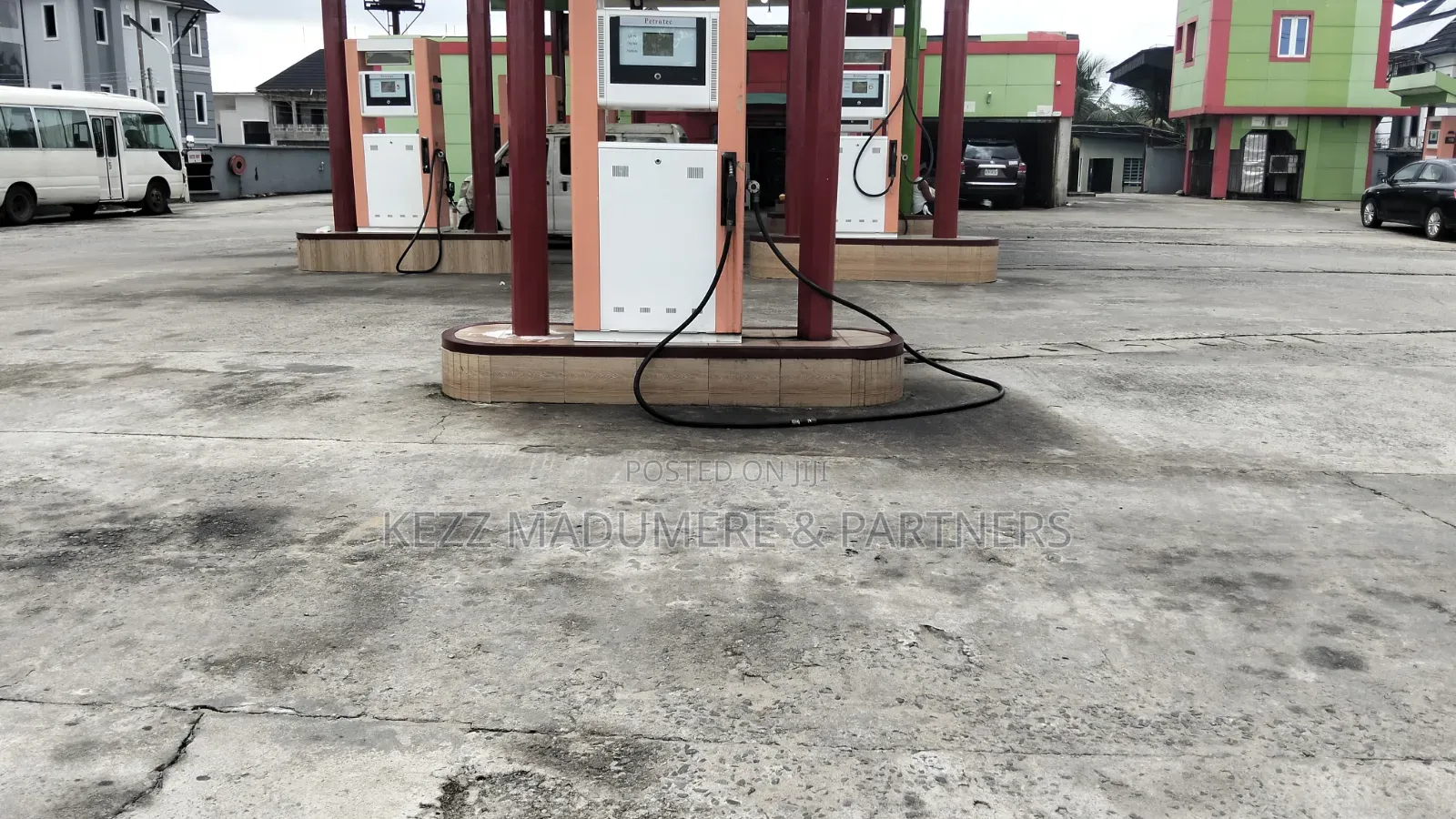 For Sale : Functional Standard Filling Station in Port Harcourt
