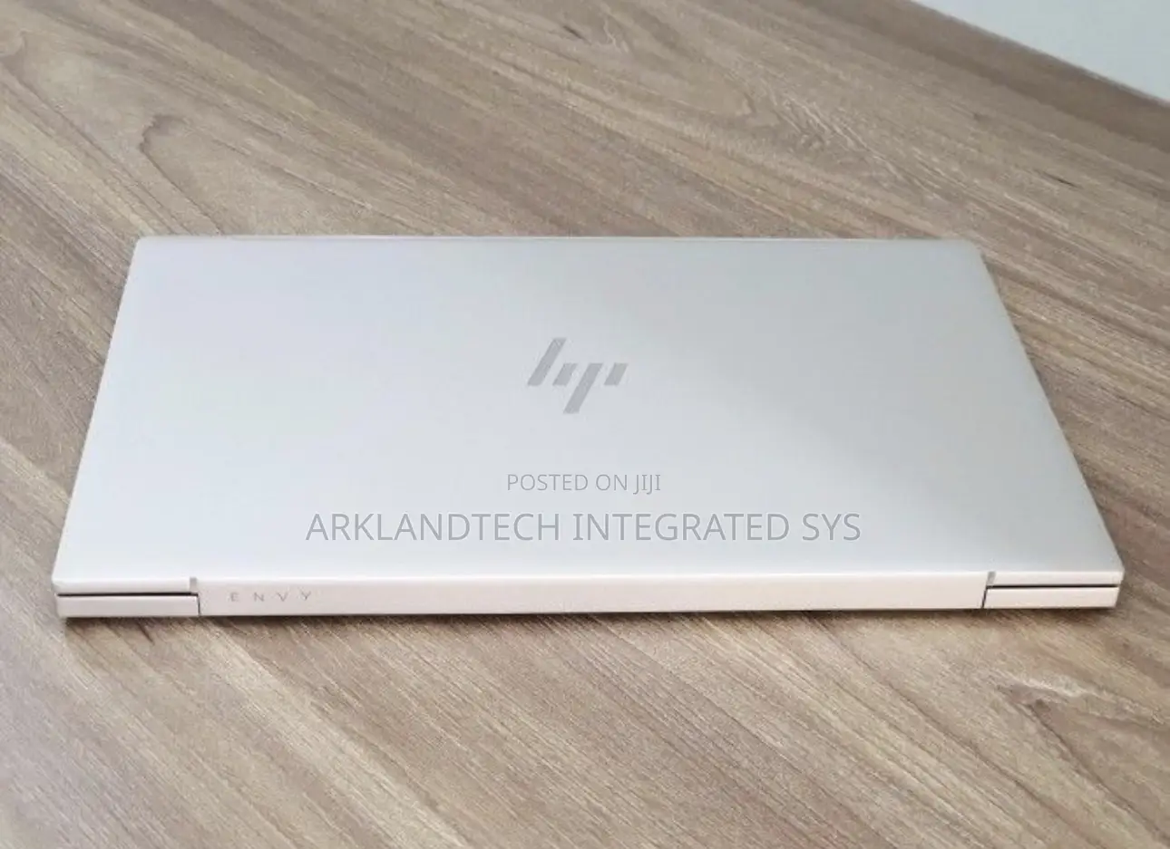 New Laptop HP 240 G5 16GB AMD Ryzen 5 SSD 512GB