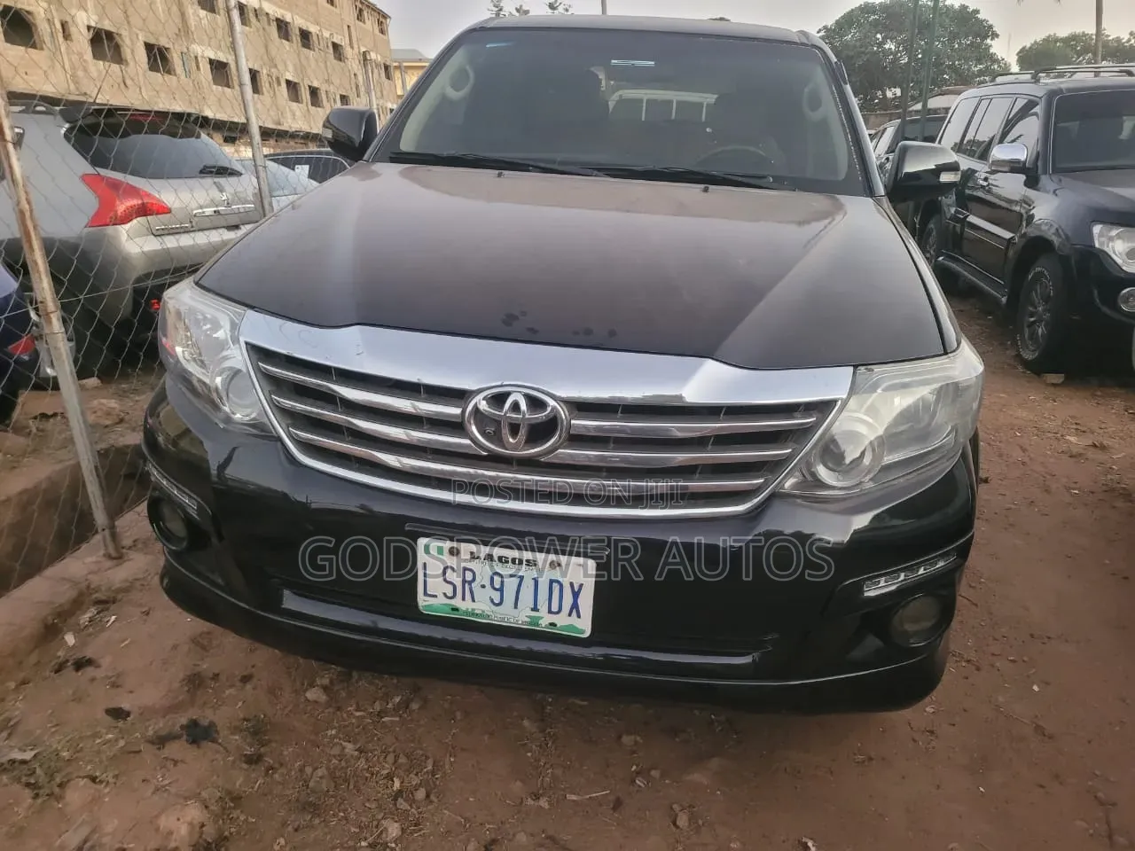 Toyota Fortuner 2.7 AWD 2015 Black