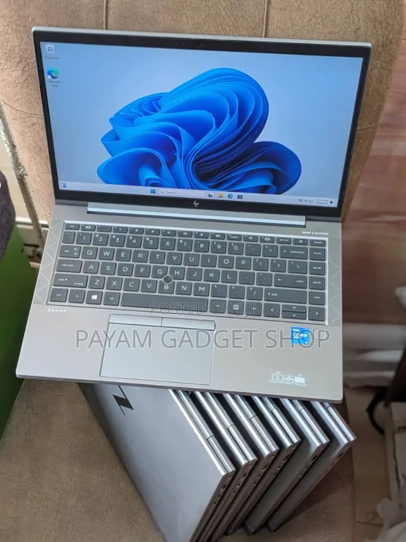 Laptop HP ZBook Firefly G8 16GB Intel Core i5 SSD 256GB