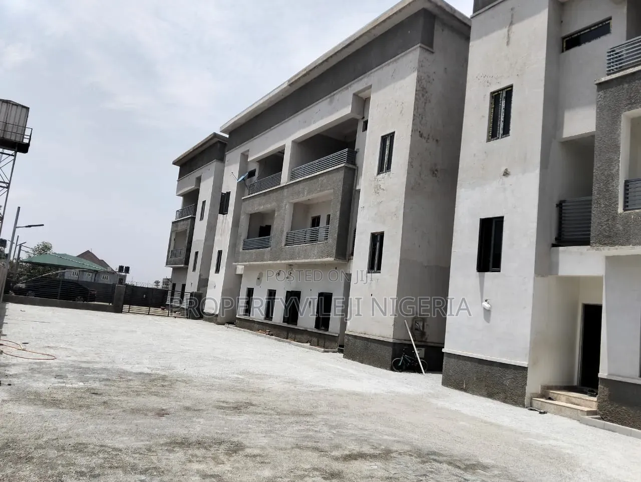 4bdrm Duplex in Mbora for rent