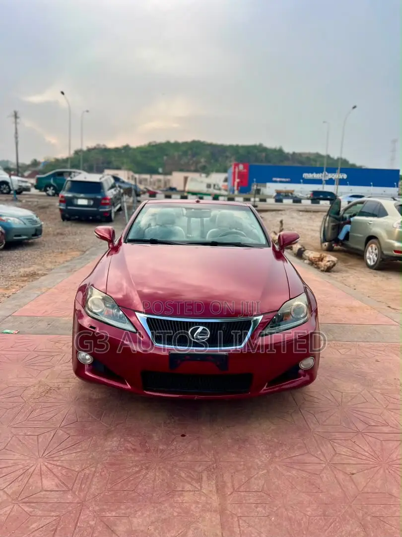 Lexus IS 350 C 2010 Red