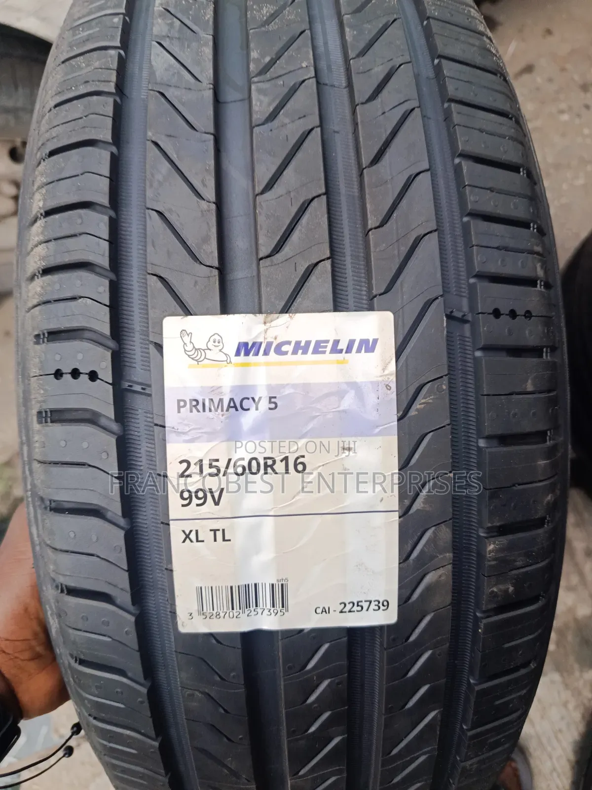 215/60r17 Michelin Tire