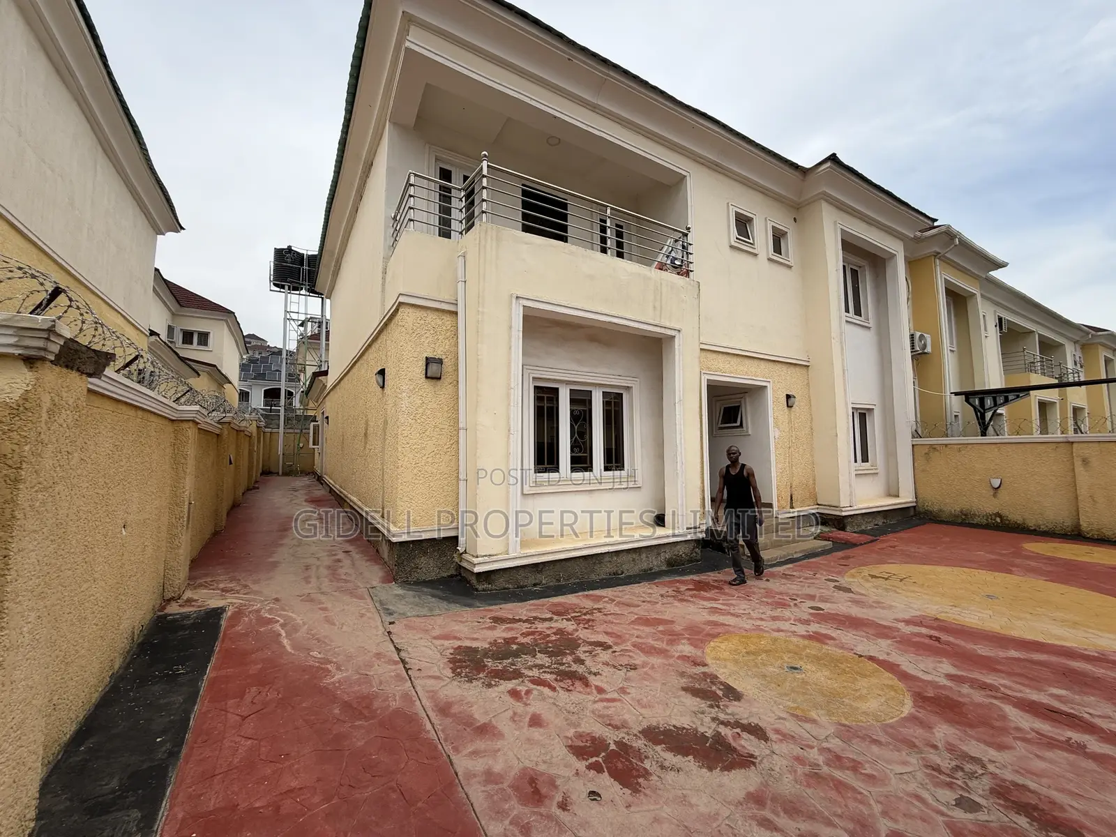 4bdrm Duplex in Guzape District for rent