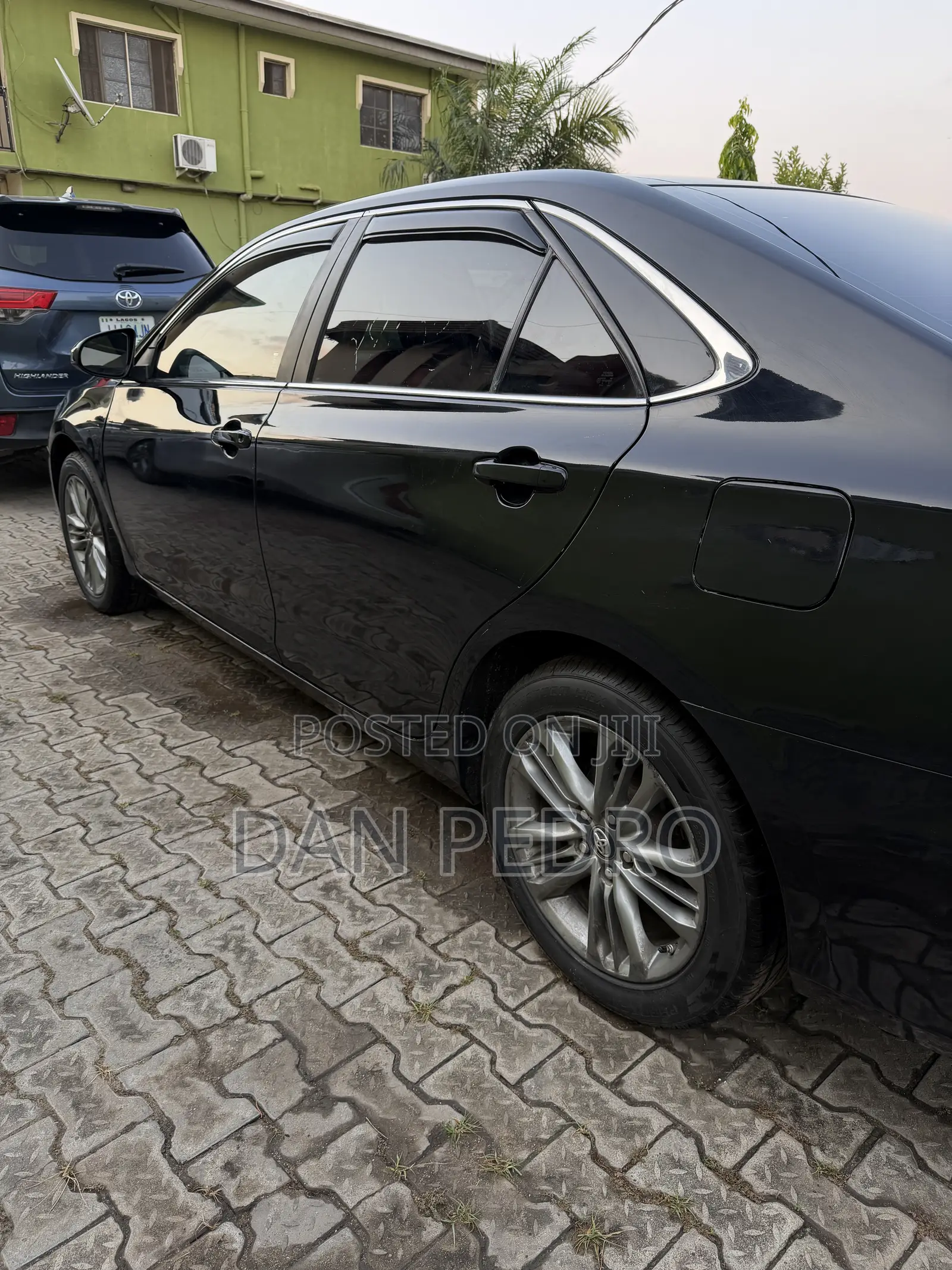 Toyota Camry SE 4dr Sedan (2.5L 4cyl 6A) 2017 Black