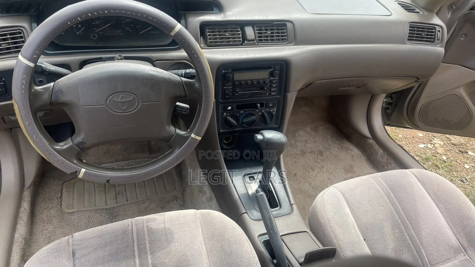 Toyota Camry 2000 Gray