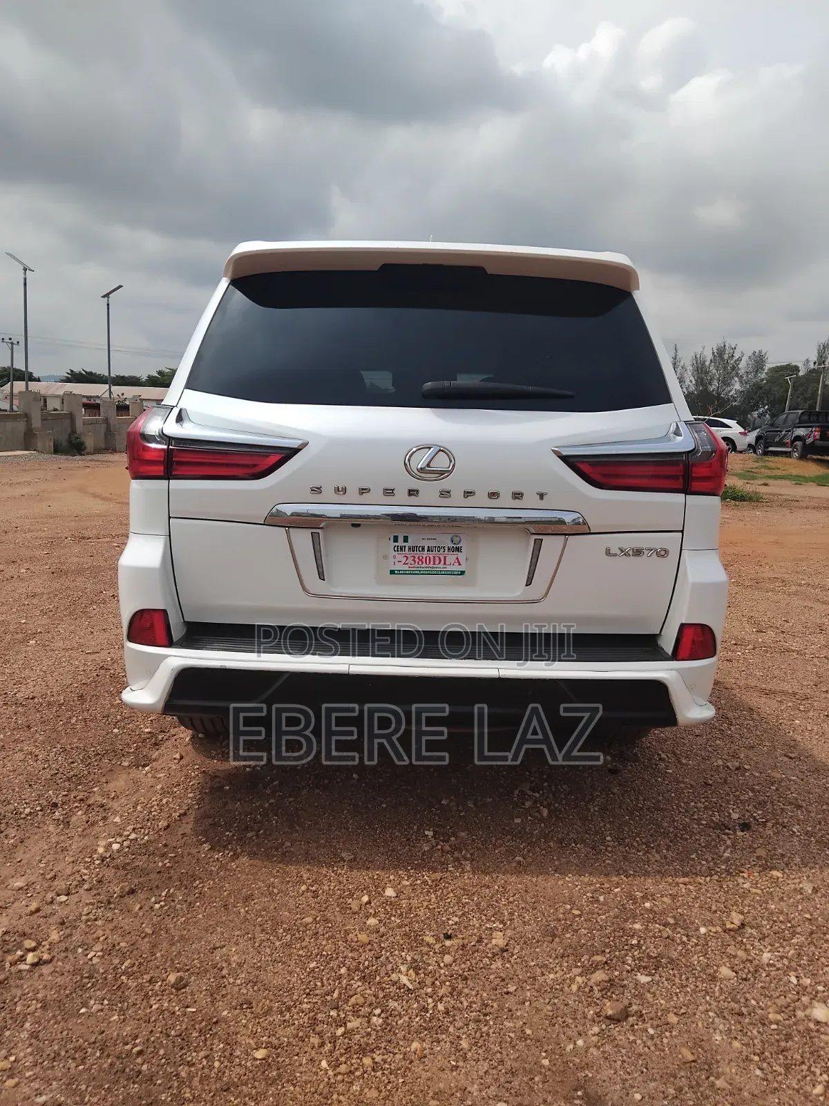 Lexus LX 2018 White