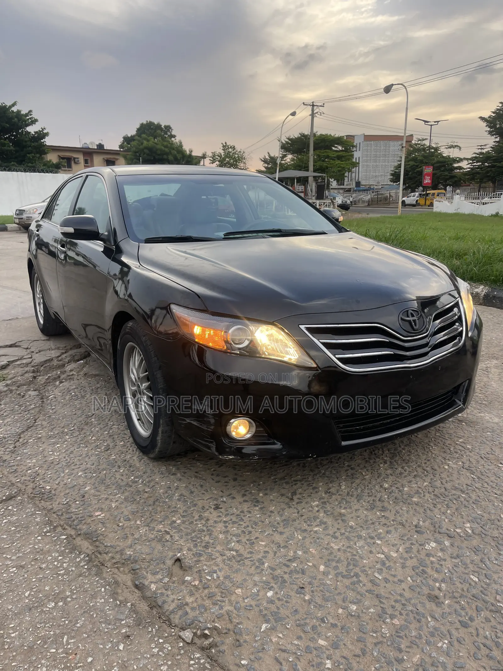 Toyota Camry LE 4dr Sedan (2.5L 4cyl 6AM) 2010 Black