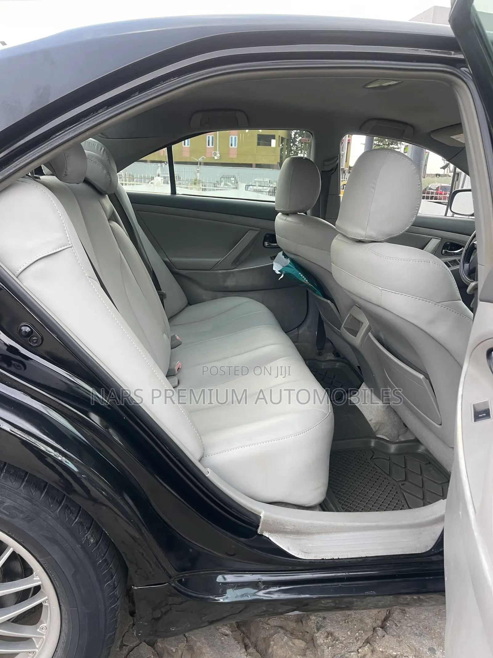 Toyota Camry LE 4dr Sedan (2.5L 4cyl 6AM) 2010 Black