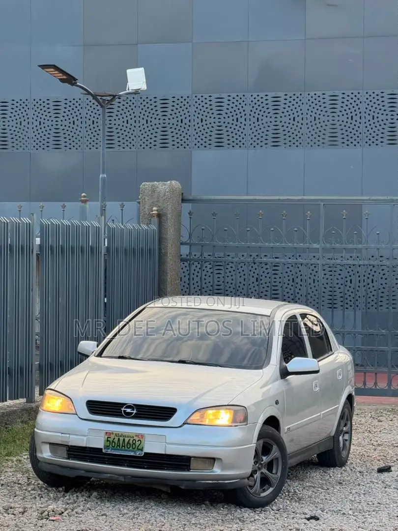 Opel Astra 2004 Silver