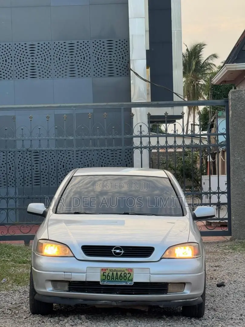 Opel Astra 2004 Silver