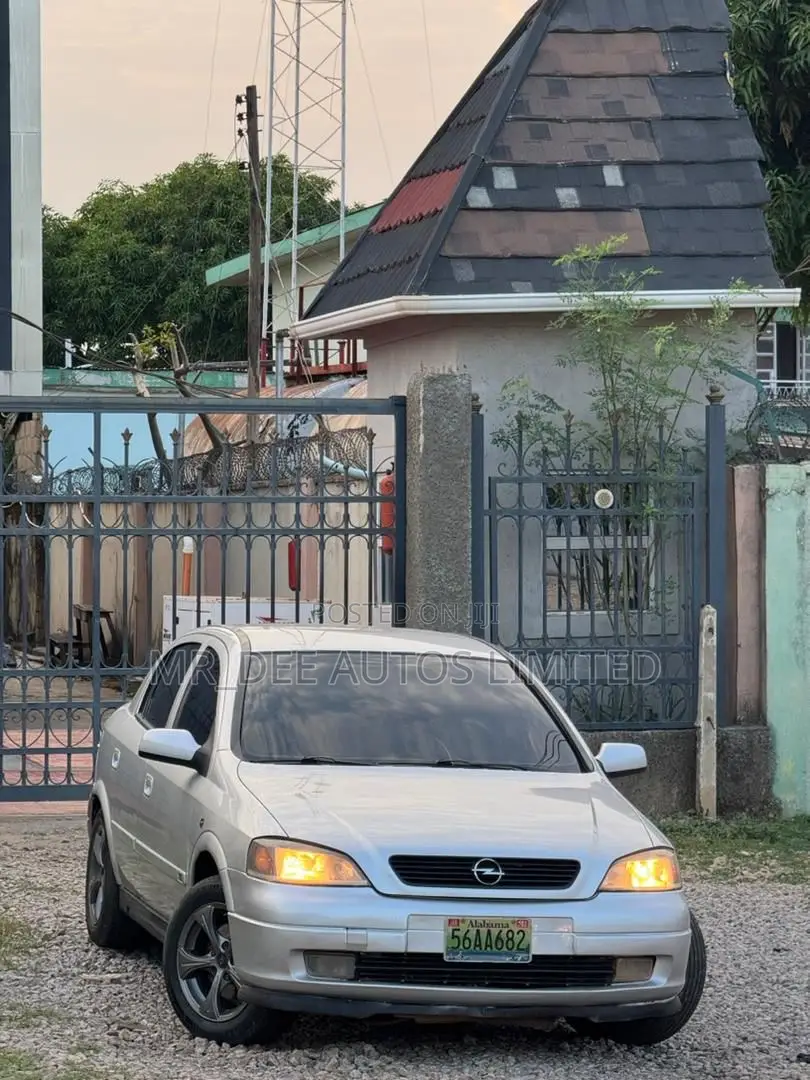 Opel Astra 2004 Silver