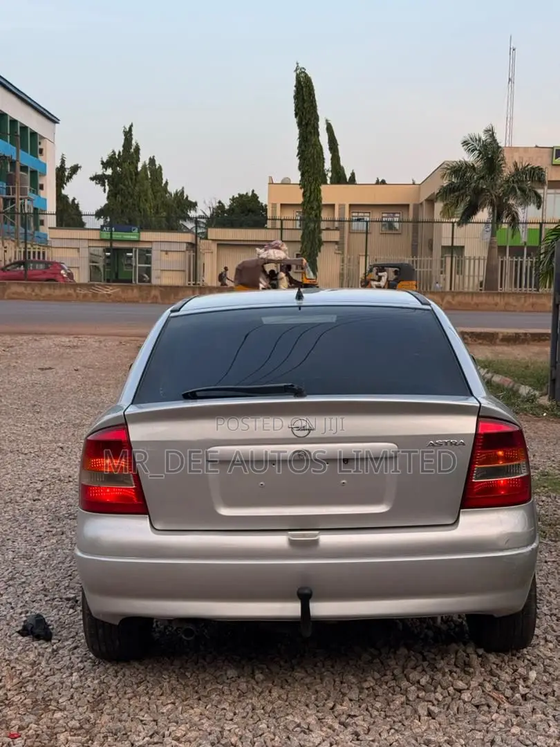 Opel Astra 2004 Silver