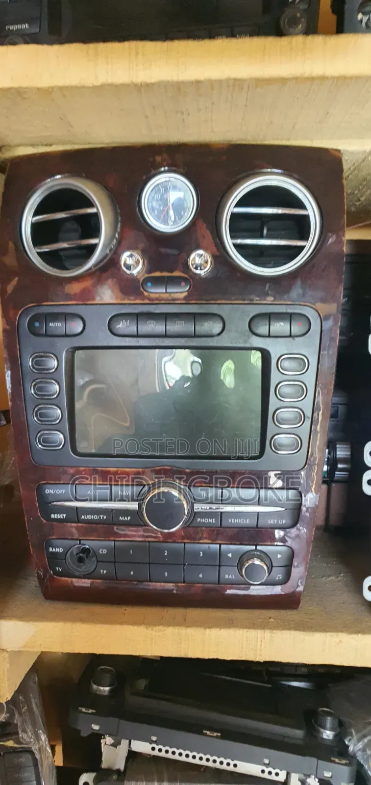 Complete Radio Benttley