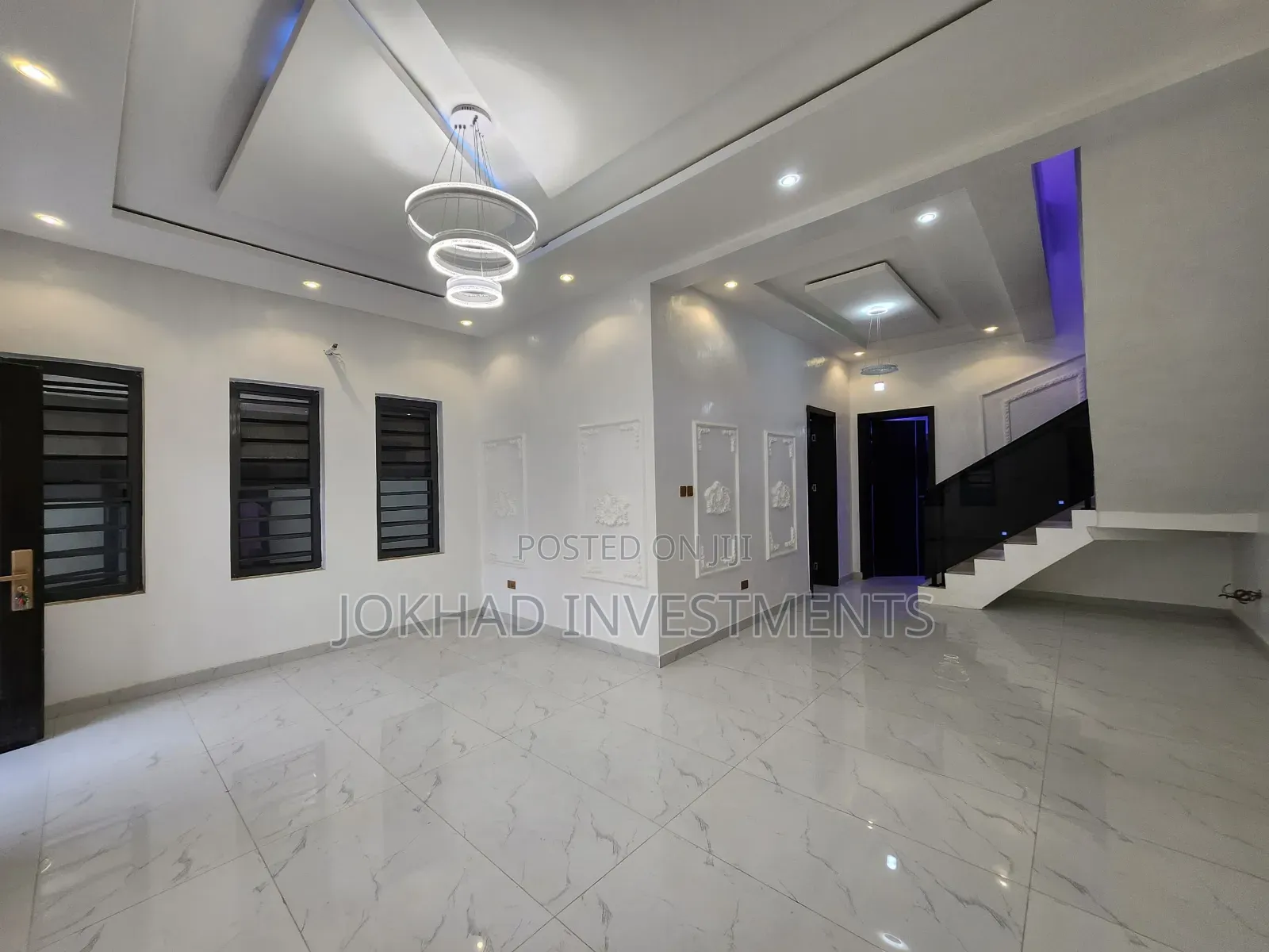 4bdrm Duplex in Sunshine Gardens for sale
