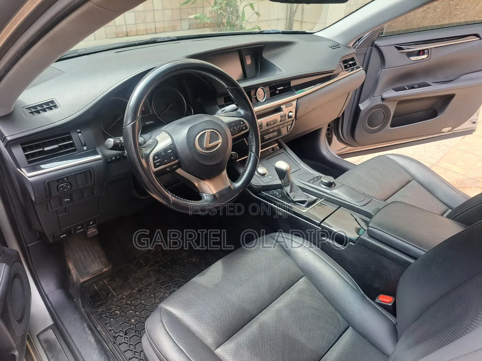 Lexus ES 350 FWD 2016 Gray