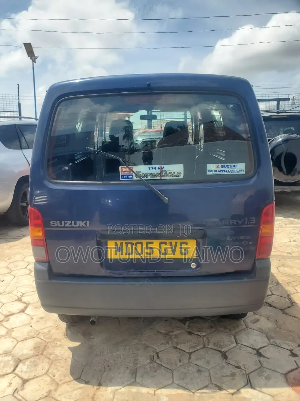 Suzuki APV Minibus 2005 Blue
