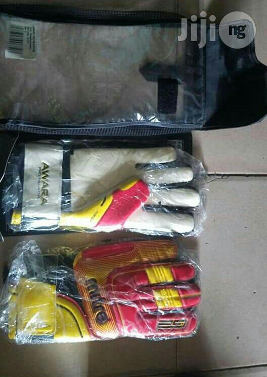Professional Mitre Keeper Glove
