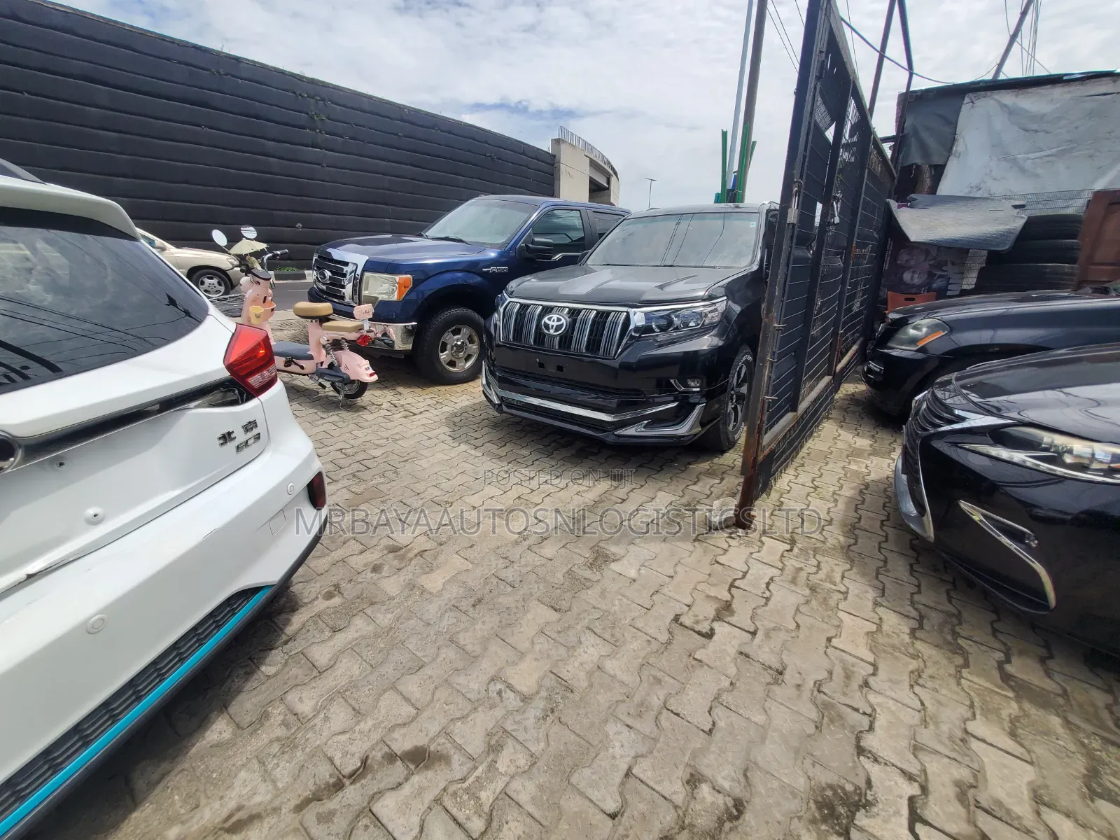 Toyota Land Cruiser 2008 Black