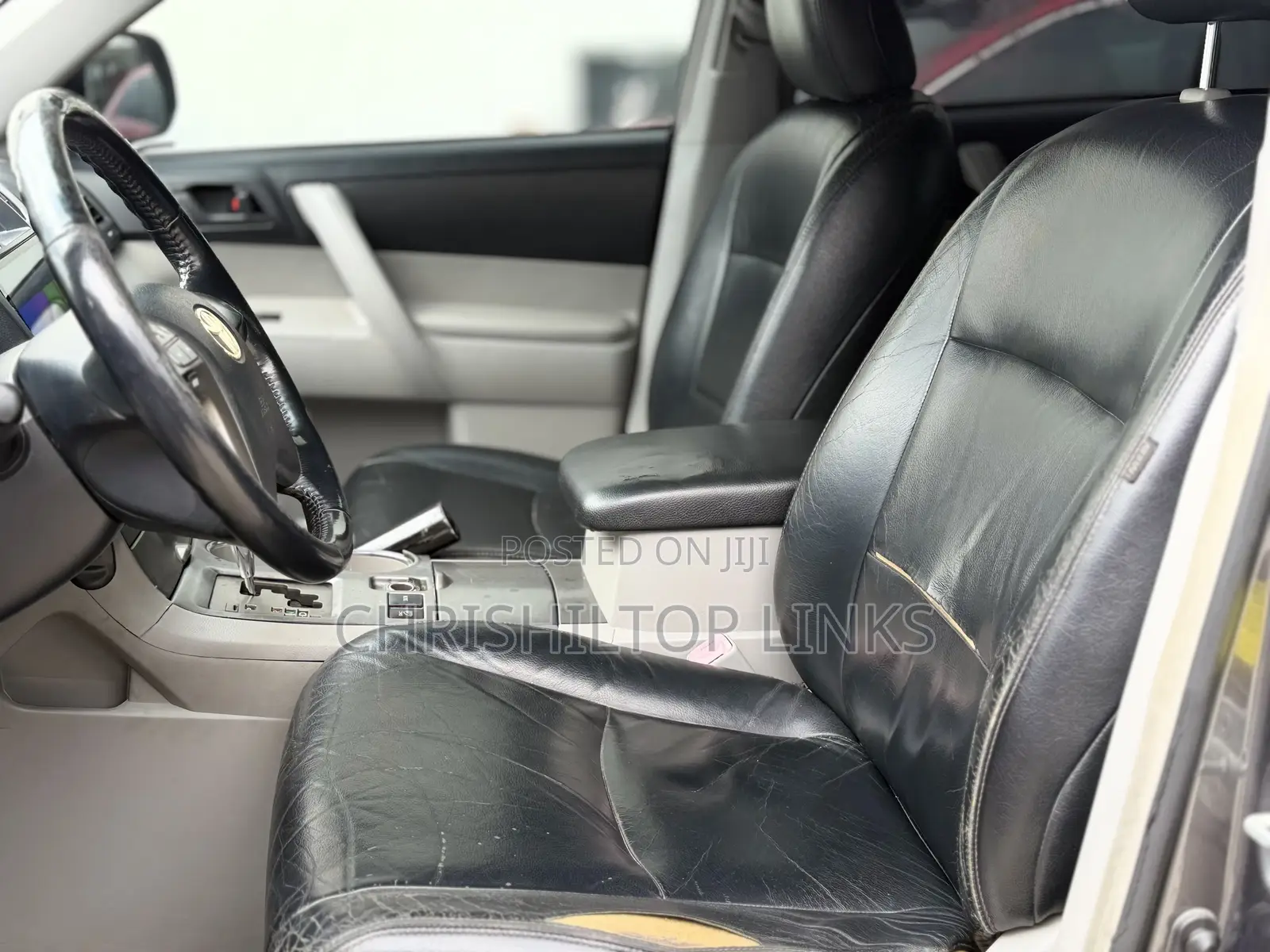 Toyota Highlander SE 2010 Gray