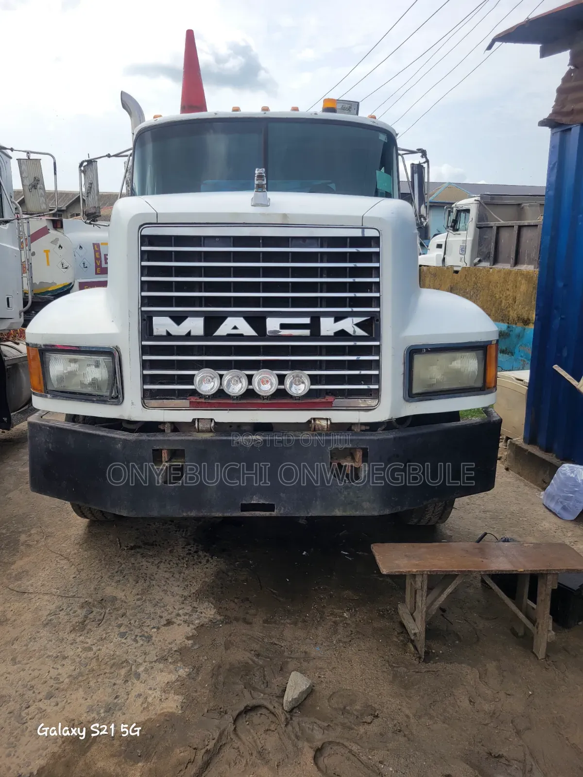 Mack Ch Chipping Trailer