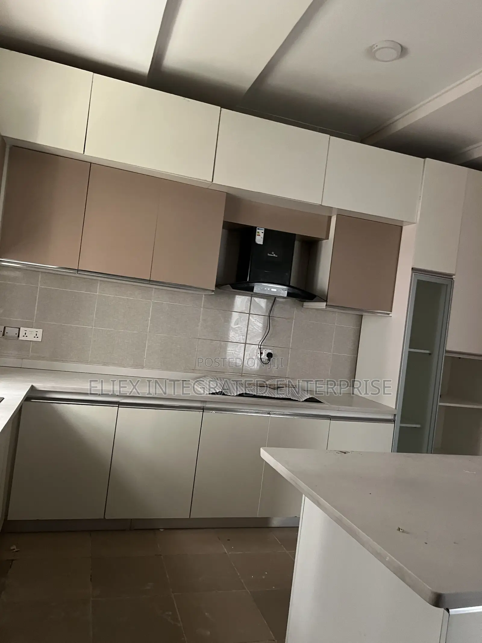 Furnished 3bdrm Duplex in Jahi Gilmore for rent