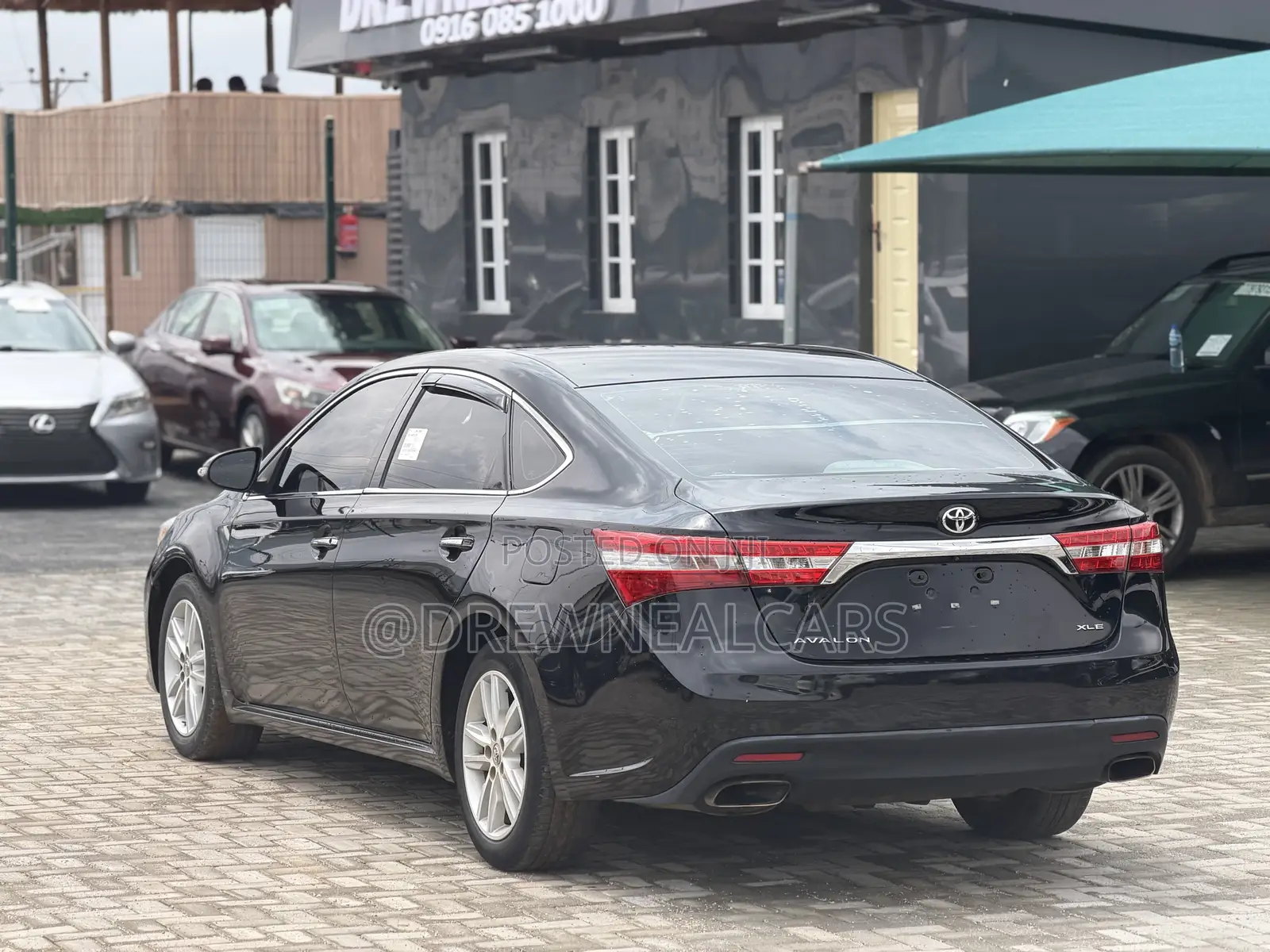 Toyota Avalon XLE 4dr Sedan (3.5L 6cyl 6A) 2014 Black